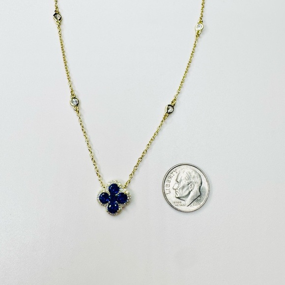Elegant 18K Gold and Blue Sapphire  Pendant Necklace - Picture 5 of 5